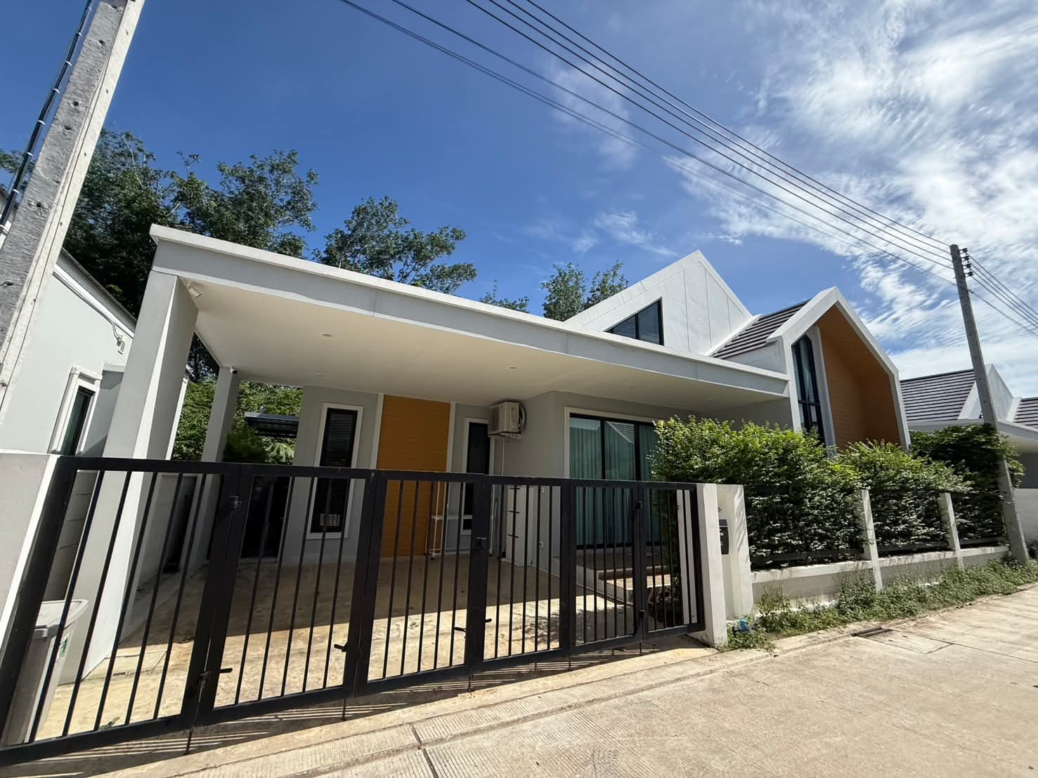 🌹 House for Rent near Debuk Hospital  & Naka Market. Interior Profile